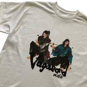 VAGABOND Sasaki Kojiro & Musashi MANGA UNISEX t shirt high quality print GILDAN - Picture 1 of 11