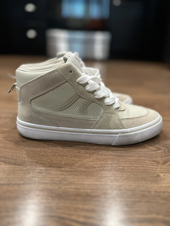 AirWalk Zapatos de caña alta Talla 6 Juveniles Zapatillas altas Tostadas Beige Escuela Informal Foto 1 de 4