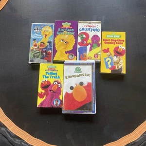 Sesame Street VHS lot - Picture 1 of 2