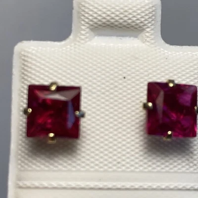10k Yellow Gold ,Red Squared Cz Earrings , Stud With Butterfly. New - Image 1 of 4