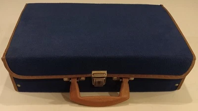 Vintage Cassette Tape Storage Blue Fabric Carrying Case Holds 30 Cassettes NICE! - Image 1 of 4