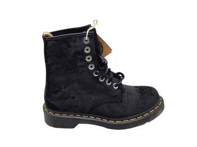 Botas negras de terciopelo triturado vegano Dr. Martens para mujer 5 documentos de combate con cordones Foto 1 de 4