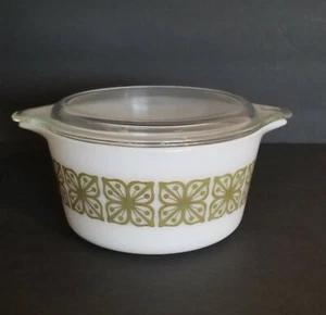 Vintage PYREX #473 1 Quart Autumn Floral Verde Casserole Serving Dish with Lid  - Picture 1 of 3