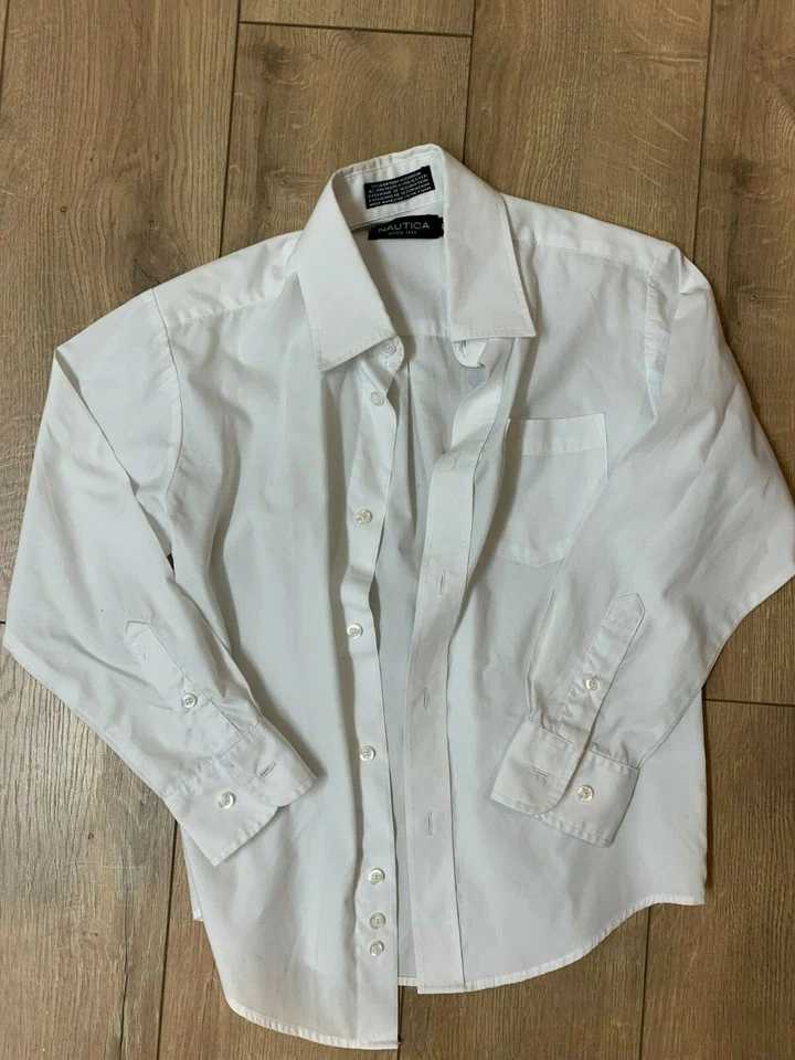 Camisas abotonadas Nautica niños talla 8 usadas en excelente estado Foto 1 de 1