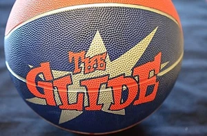 Authentic CLYDE DREXLER #22 Signed Basketball Portland TRAILBLAZERS Glide Ball - Picture 1 of 8