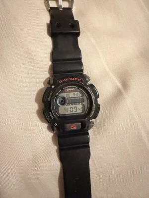 Casio G-SHOCK 3232 Military Red Black Navy Seal Issued Watch DW-9052 - Image 1 of 4