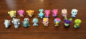 Hatchimals Colleggibles Lot (16): 2 Platinum Figures Included