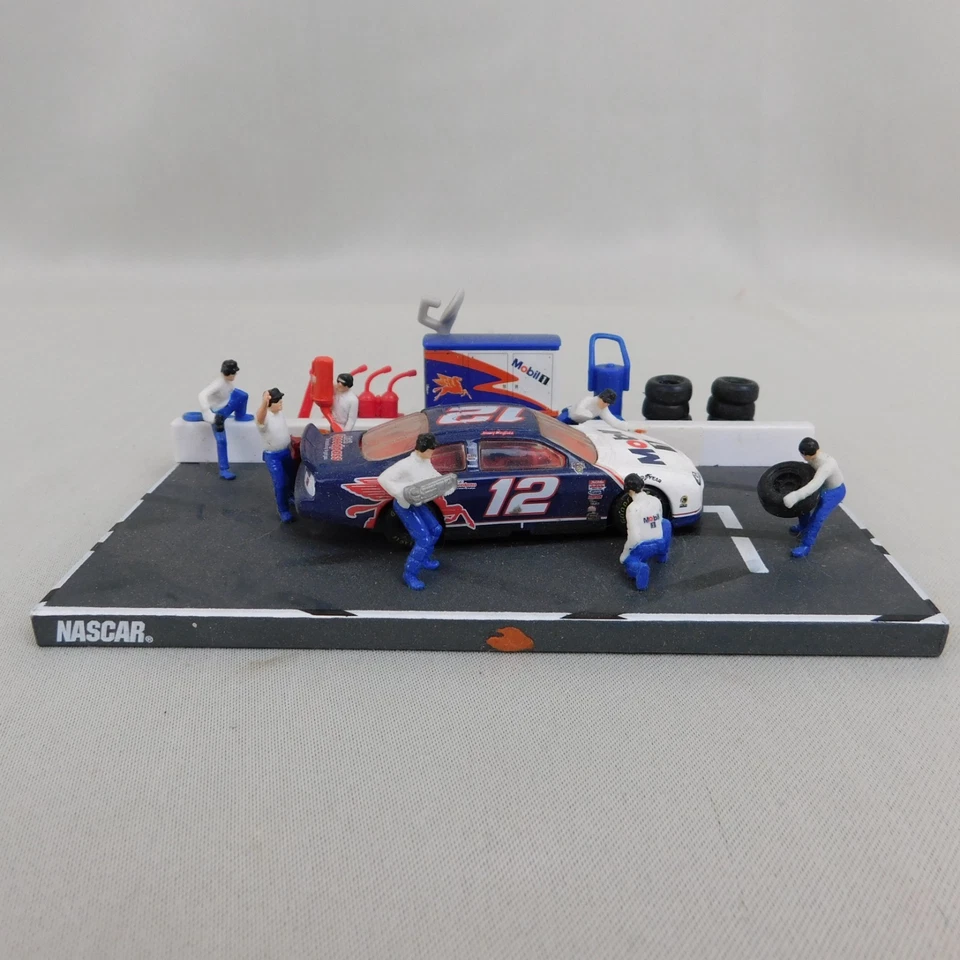 Winner's Circle Nascar Pit Row Series #12 Jeremy Mayfield Diecast Model #C896 - Image 1 of 4