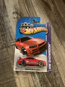 Hot Wheels Nissan Skyline GT-R R34 HW Showroom 2013 rot lose LESEN - Bild 1 von 4