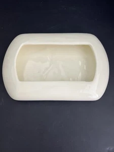VINTAGE CERAMIC RECTANGLE TABLE VASE/PLANTER OFF WHITE COLOR (356) - Picture 1 of 11