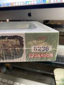 DRAGON 6236 1/35 '39-'45 Series U.S.Infantry,2nd Armored Division(Normandy 1944) - Picture 1 of 2