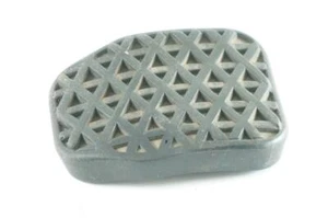 OEM BMW E30 Clutch Pedal Pad 84-91 318i 325e 325i 325ix - Picture 1 of 4