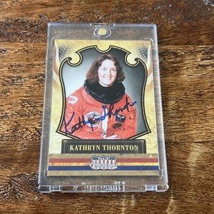 Kathryn Thornton IP Signed Panini Card PSA DNA Coa Autographed NASA Astronaut