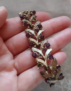 Vintage link bracelet signed Coro purple crystal rhinestones missing 2 stones - Picture 1 of 5