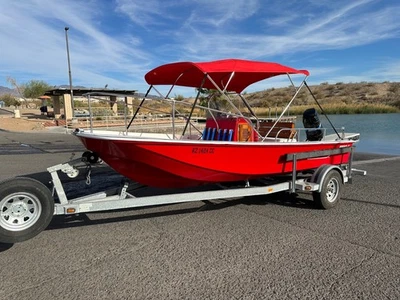 17’ BOSTON WHALER 17’  MONTAUK - Image 1 of 4