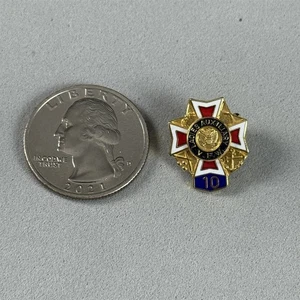 VFW Veteran's Of Foreign Wars Ladies Auxiliary 10 Year Member Pin Pinback #56567 - Picture 1 of 2