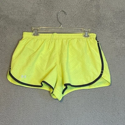 Pantalones Cortos Atléticos Under Armour Fly By 2.0 Amarillo Neón Pequeño Borde Negro Foto 1 de 4