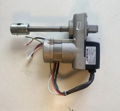 Motor inclinado de cinta de correr BH Fitness TS1 JS15-AN Foto 1 de 3