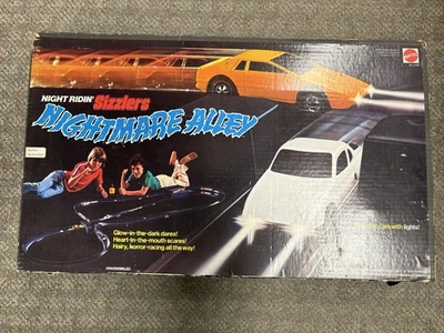 + Juego Mattel 1978 Sizzlers Night Ridin' Nightmare Alley con caja 2355 *SV Foto 1 de 4