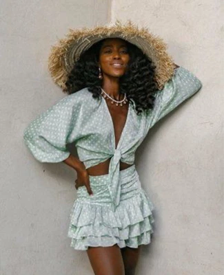 Zara 缎面裁剪上衣领带前衬衫绿色白色圆点全新 XS S — 第 1/4 张图片