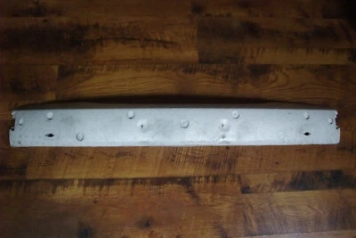 Genuine Chrysler PT Cruiser Front Bumper 2006-2010 Fascia Foam Foto 1 de 3