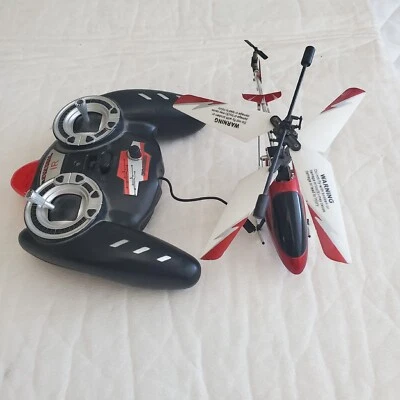 LED Metal Mini RC Helicopter 3-Channel Infrared R/C DOUBLE HORSE 9098 has manual - Image 1 of 4