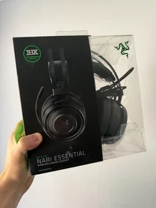 Auriculares inalámbricos para juegos Razer Nari Essential THX audio espacial excelente estado - Imagen 1 de 9