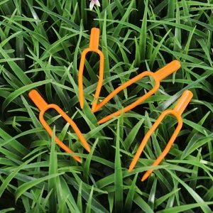100 Pcs Fixed Clamp Press Tomato Vine Hanging Clip Plants Training Stalk Fixing - Picture 1 of 11