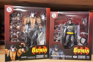 Medicom Toy MAFEX No.270 Knight Crusader Batman Black Ver No.216 Bane Knightfall - Bild 1 von 8