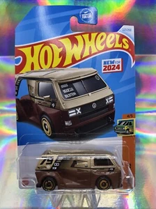 Hot Wheels - New For 2024 Series Car - VW T3 CUSTOM - Picture 1 of 5