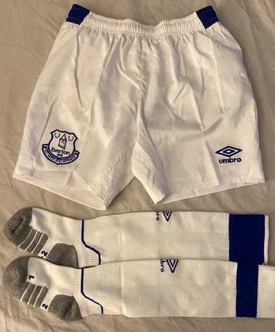 Umbro Everton Shorts And Socks Kit. Youth Size: Small Cover