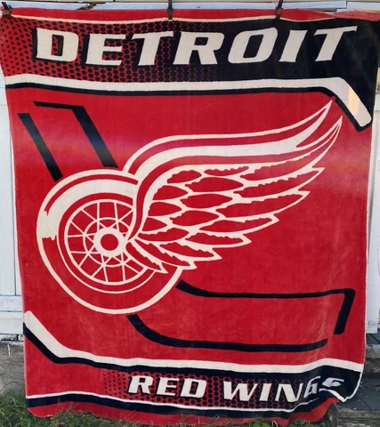 Detroit Red Wings NHL Hockey Full Double Plush Raschel Throw Blanket 80"x90" Cover