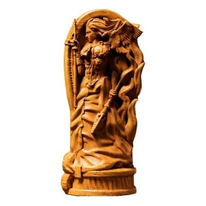 Estatua de Morrigan, estatua de madera de la diosa Morrigu tallada en madera estatuilla... - Imagen 1 de 7