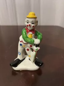 VTG Clown Figurine 6" Tall Ceramic Clown Circus Clown Statue With Umbrella - Picture 1 of 2