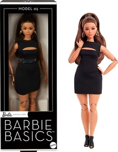 Mini Zapatos de Vestir BARBIE Signature Basics 05 Muñeca Morena Curvilínea Negra JBH73 NUEVO - Imagen 1 de 6