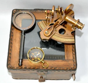 MESSING NAUTISCHES SAMMLERSTÜCK SEXTANT LEDER ETUI MIT LUPE + KOMPASS GESCHENK - Bild 1 von 3