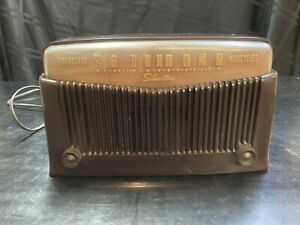 Vintage Silvertone Tube Radio Tested Works Early 40’s Sear Roebuck