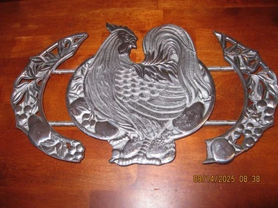 COMO NUEVO Lenox Williamsburg Gallo de Metal Remache Expandible 8.25 x 11.5-14.5 pulgadas Foto 1 de 4