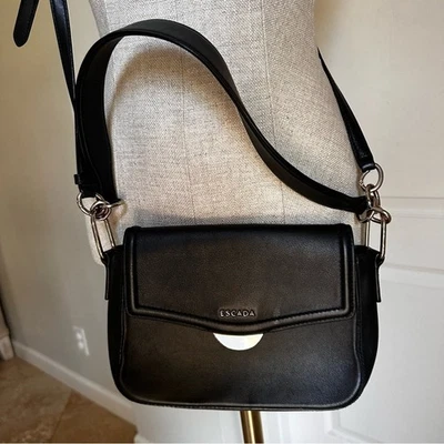 Bolso de cuero funcional cruzado negro Escada para mujer Foto 1 de 4