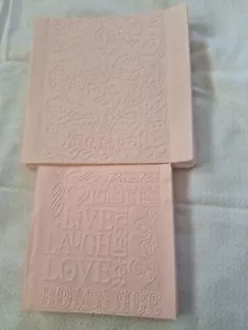 PASSION KISS KISS Embossed Napkins 25 Cocktail & 25 Luncheon soft Pink - Picture 1 of 15