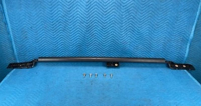 Toyota Land Cruiser Roof Side Rail Carrier Driver Side 63408-60071 1998-2007 OEM - Image 1 of 4