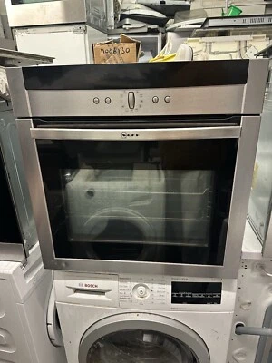 Neff B15P42N0GB Single Elektro Backofen Pyrolyse SELBSTREINIGEND AUSSCHLACHTEN FÜR TEILE - Bild 1 von 4