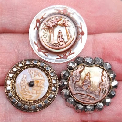 3 pequeños botones antiguos de perlas talladas camafeo, escenas con damas - aceros, perforados Foto 1 de 4