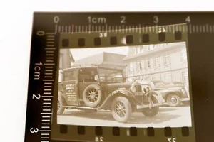 tolles altes Negativ - Austin 12HP ?? Oldtimer  Taxi London Istanbul 60er Jahre - Picture 1 of 3