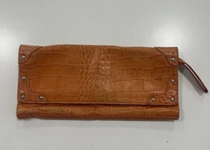 Claudia Firenze Italy Orange Leather Croc Studded Clutch Wristlet Purse EUC - Picture 1 of 12
