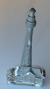 Cuter Zinn Miniatur Zinn Figur Leuchtturm graviert mystisch 1 Zoll groß - Bild 1 von 8