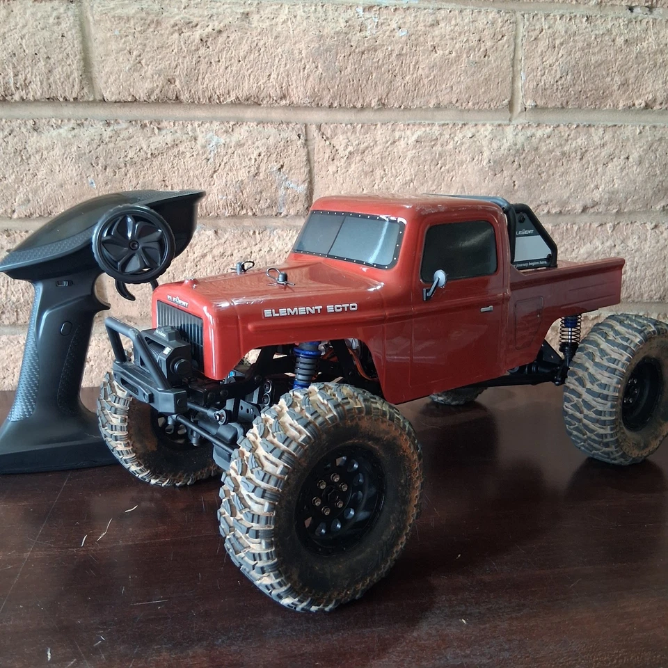 ELEMENT RC ENDURO 12 ECTO CRAWLER RTR TEAM ASSOCIATED ASC40010C - Image 1 of 4