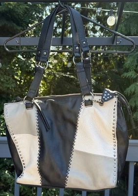 The Sak Silverlake Leather Handbag Purse Medium Black White Grey - Image 1 of 4