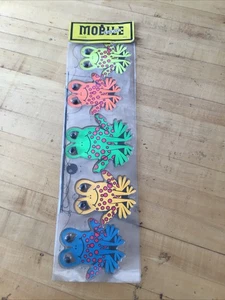 Vintage black light mobile frogs - Picture 1 of 4