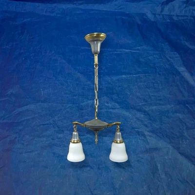 Antiguo colgante de latón con cable accesorio tonos blancos globos cableados SF5 Foto 1 de 4